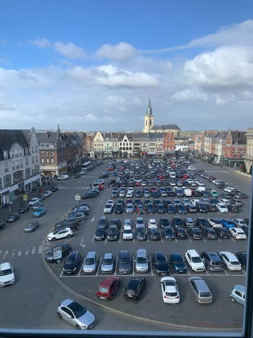 Appartement Place De Cambrai Exteriör bild
